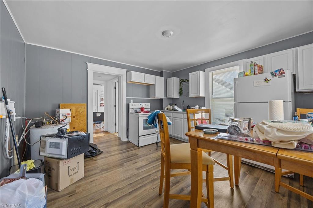 112 Briggs Place, Unit A & B High Point, NC 27262 - Photo 23 of 33 Kitchen plus breakfast nook in Unit B.