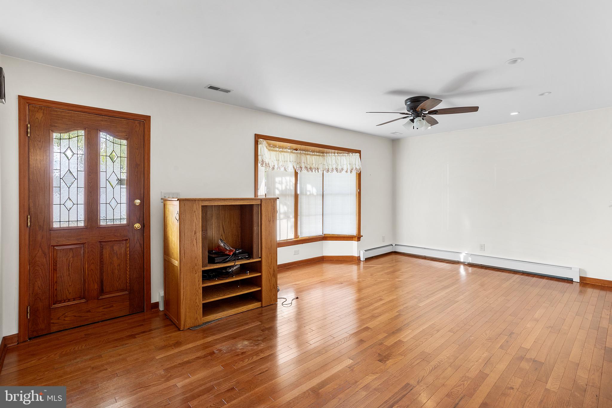 726 Walnut Street Florence, NJ 08518 - Photo 7 of 40