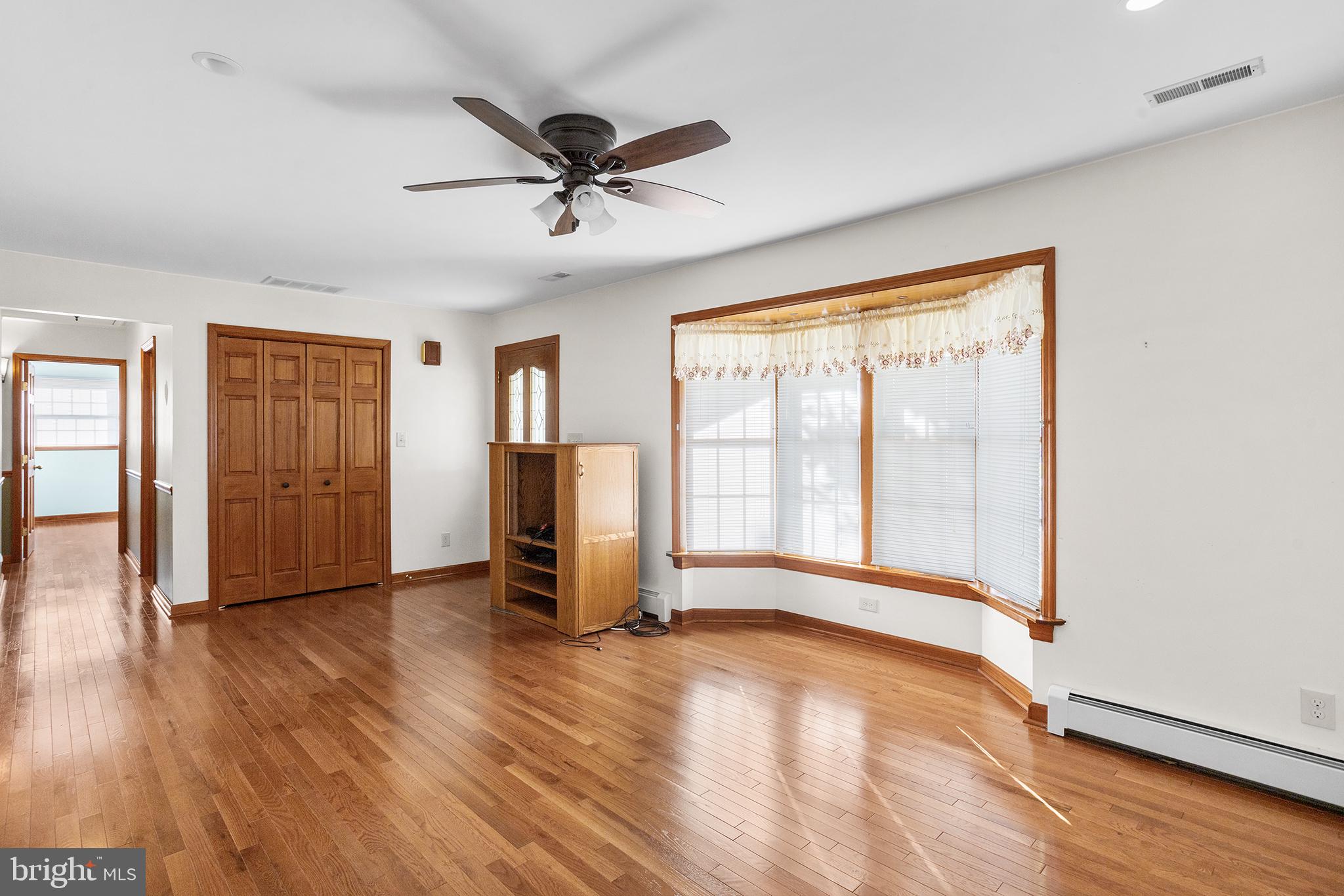 726 Walnut Street Florence, NJ 08518 - Photo 8 of 40