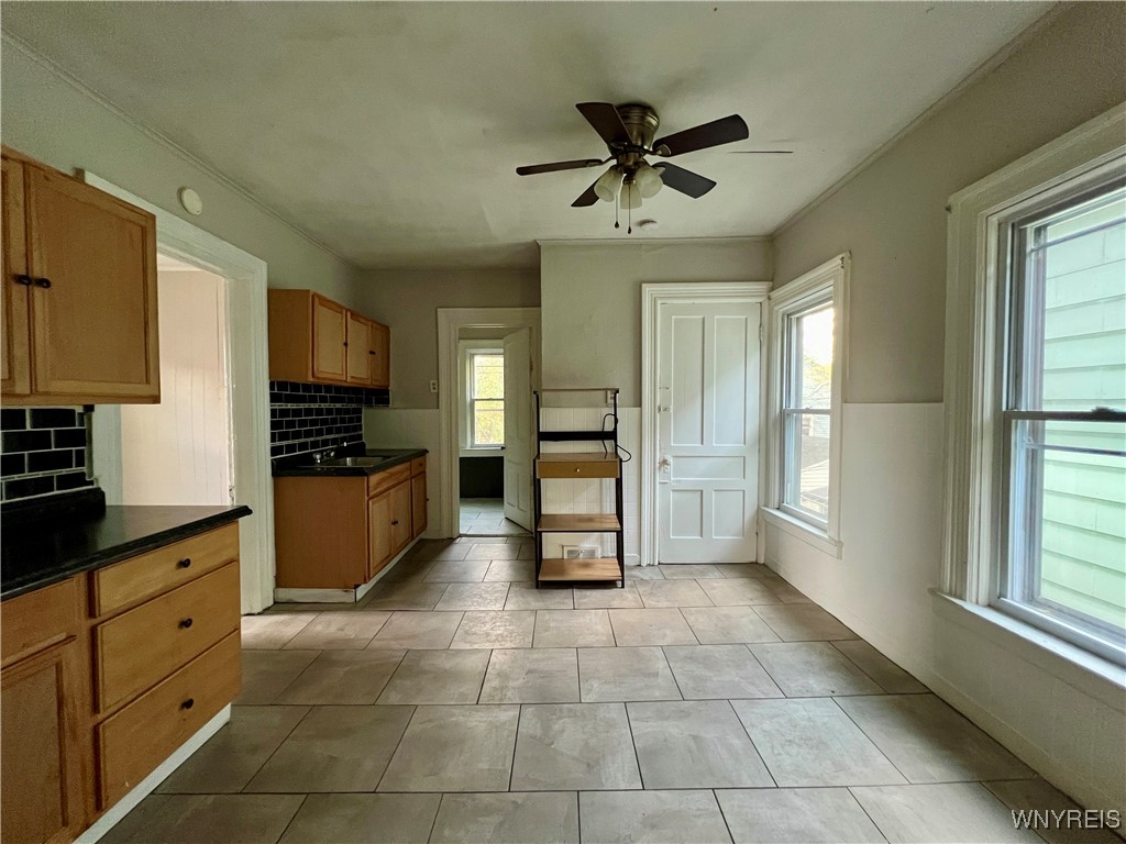 288 Abbott Road Buffalo, NY 14220 - Photo 4 of 13