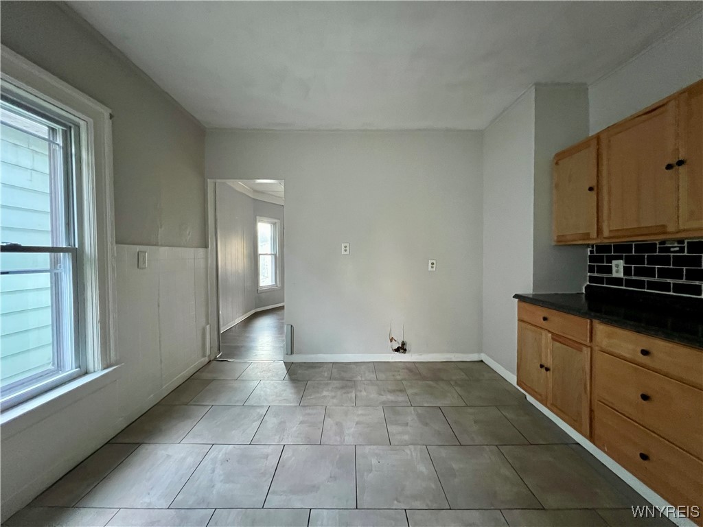 288 Abbott Road Buffalo, NY 14220 - Photo 5 of 13