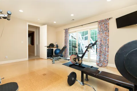 $1,298,000 | 1600 Juniper Way, Hartland, WI 53029