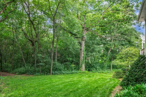 $1,298,000 | 1600 Juniper Way, Hartland, WI 53029