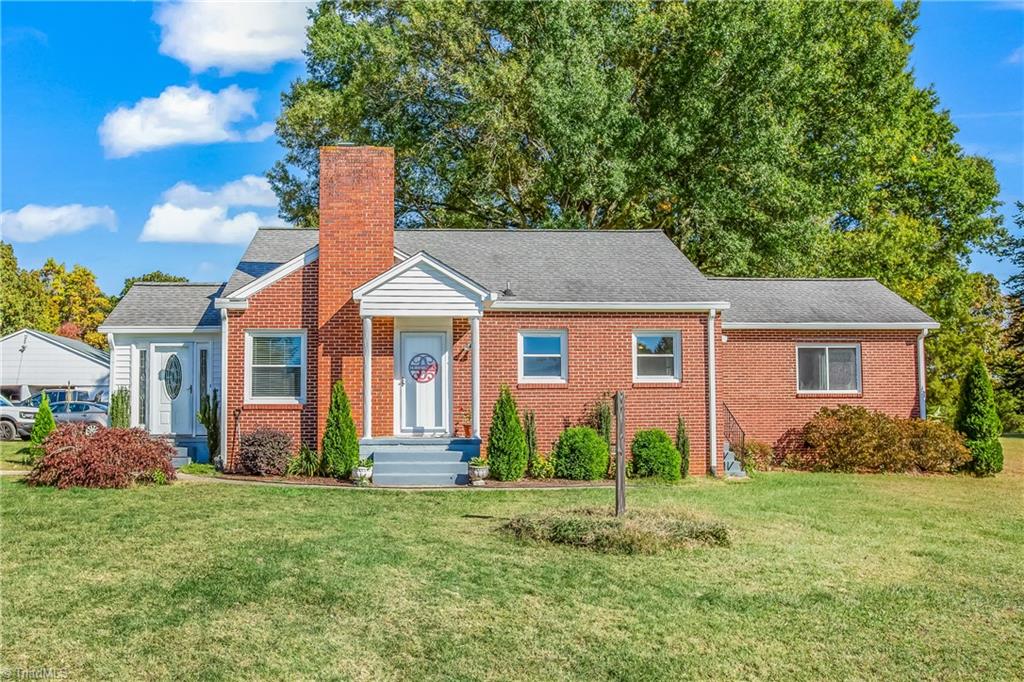4935 Murray Road Winston-Salem, NC 27106 - Photo 1 of 40 Gallery Image 1