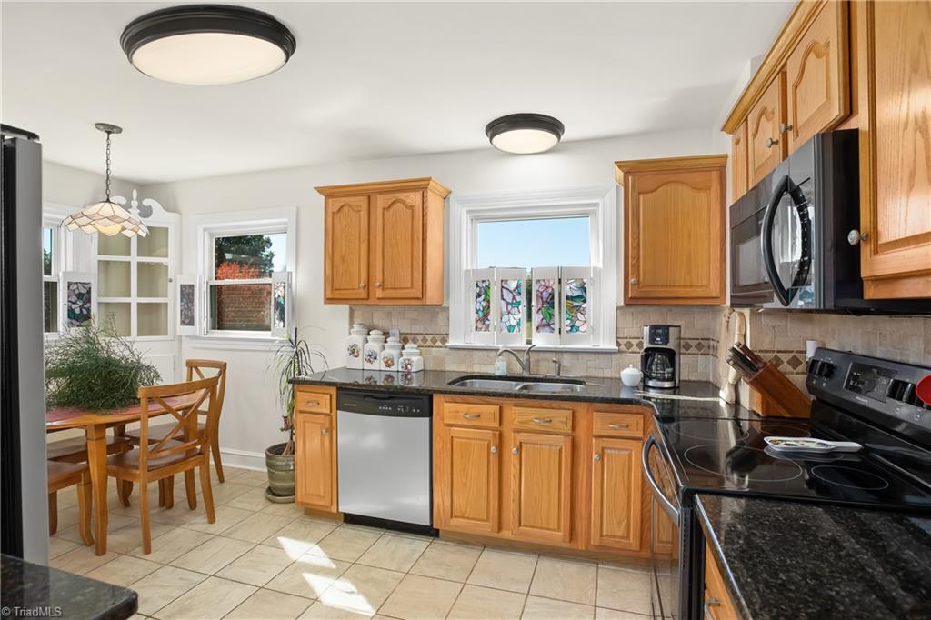 4935 Murray Road Winston-Salem, NC 27106 - Photo 11 of 40 Gallery Image 11