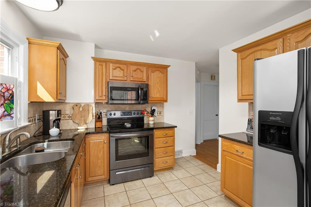 4935 Murray Road Winston-Salem, NC 27106 - Photo 13 of 40 Gallery Image 13