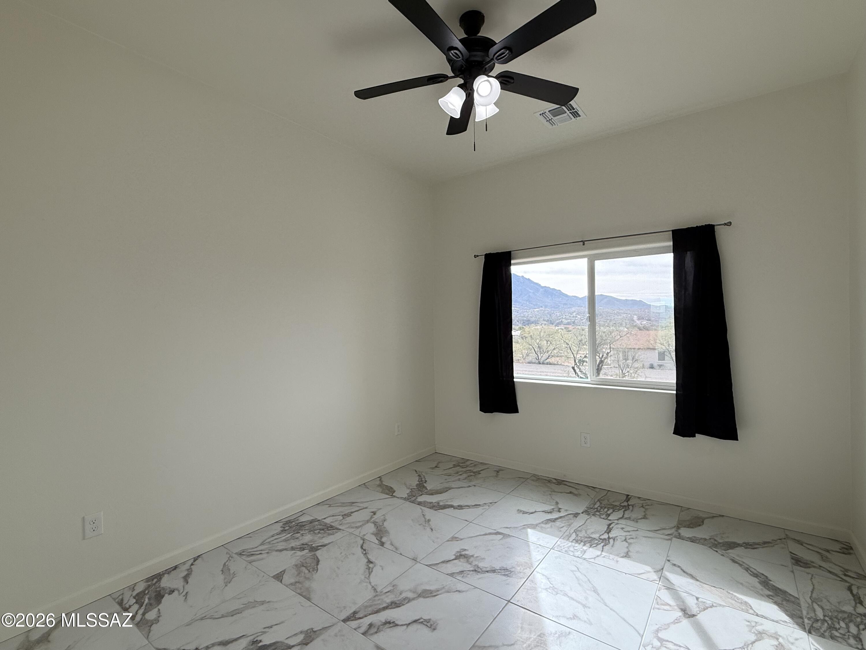 1880 Circulo Mexicali Rio Rico, AZ 85648 - Photo 11 of 17 IMG_5073