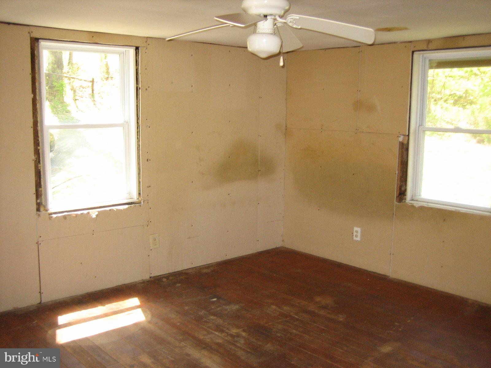 64 High Street Colora, MD 21917 - Photo 7 of 13 Bedroom