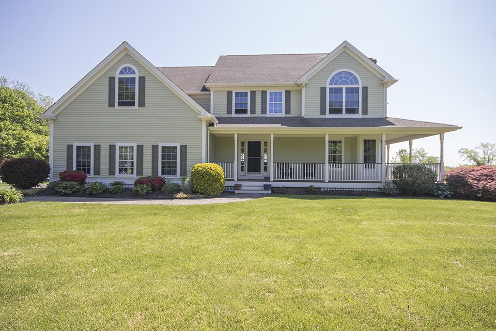174 Touisset Road Warren, RI 02885 - Photo 1 of 40