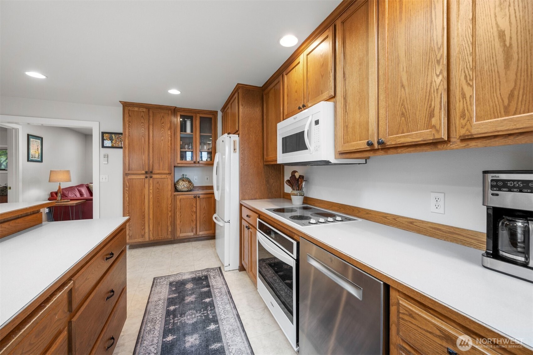2304 5th Street Everett, WA 98201 - Photo 10 of 29 Gallery Image 10