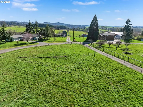 $935,000 | 9915 Marquam Circle, Molalla, OR 97038