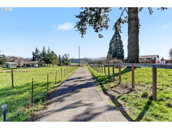 $935,000 | 9915 Marquam Circle, Molalla, OR 97038