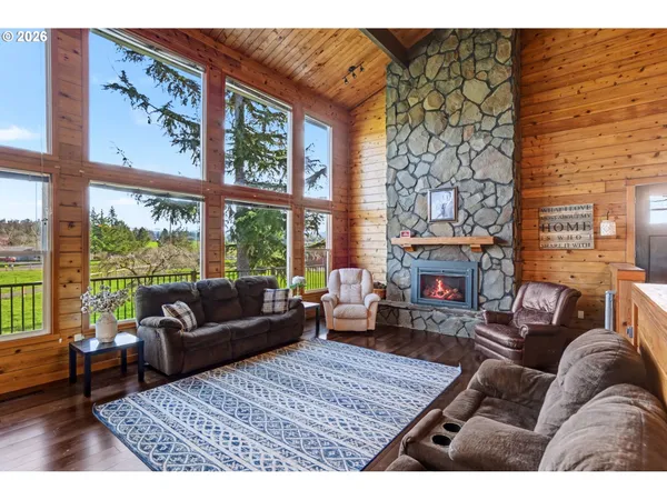 $935,000 | 9915 Marquam Circle, Molalla, OR 97038