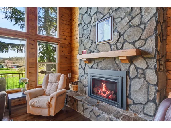 $935,000 | 9915 Marquam Circle, Molalla, OR 97038