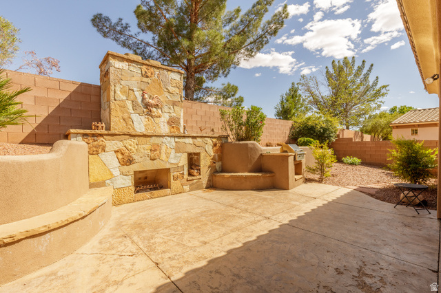 595 Pine Brook Lane St. George, UT 84770 - Photo 5 of 28