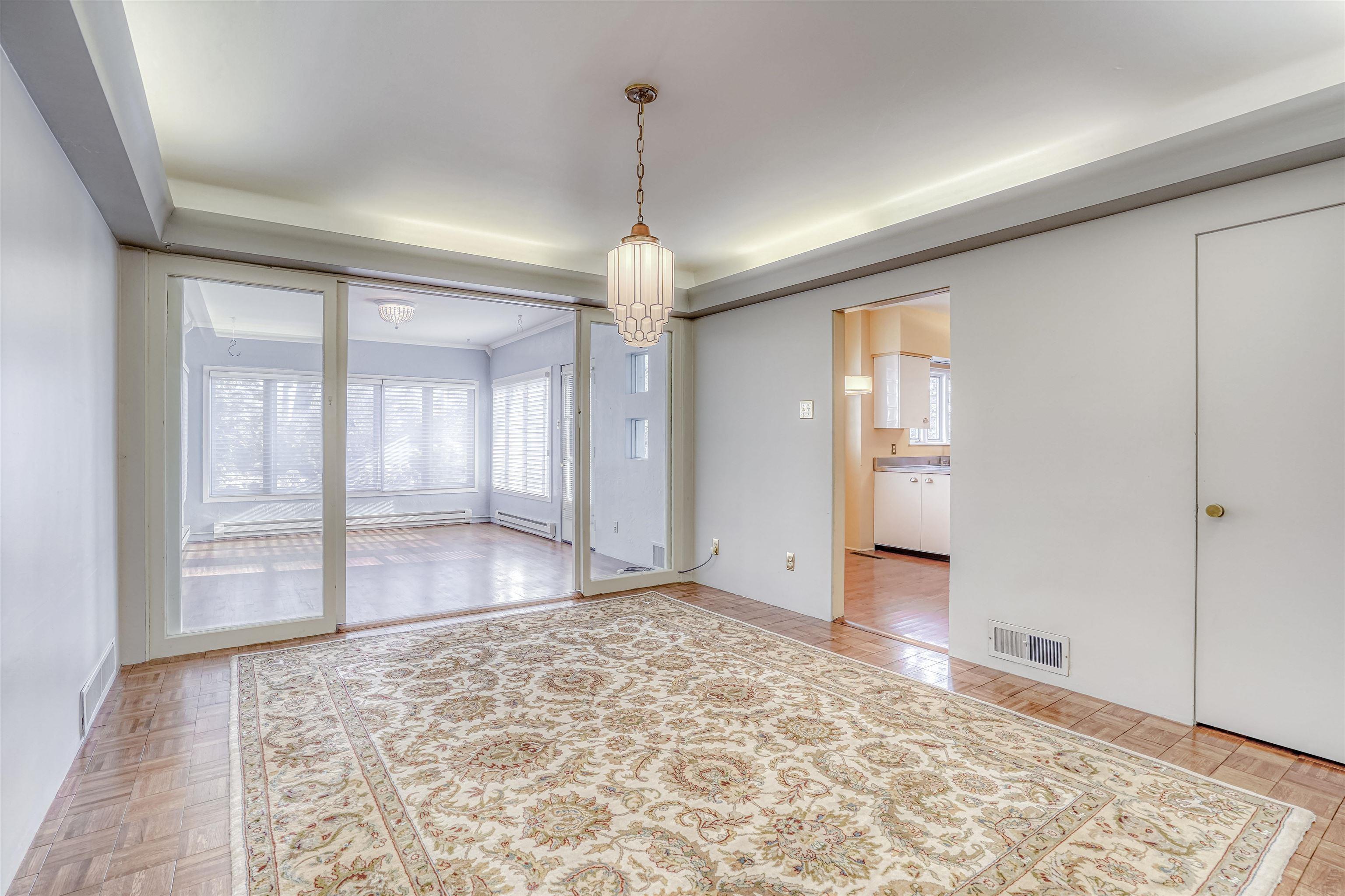 1725 Hawthorn Road Fort Wayne, IN 46802 - Photo 12 of 36