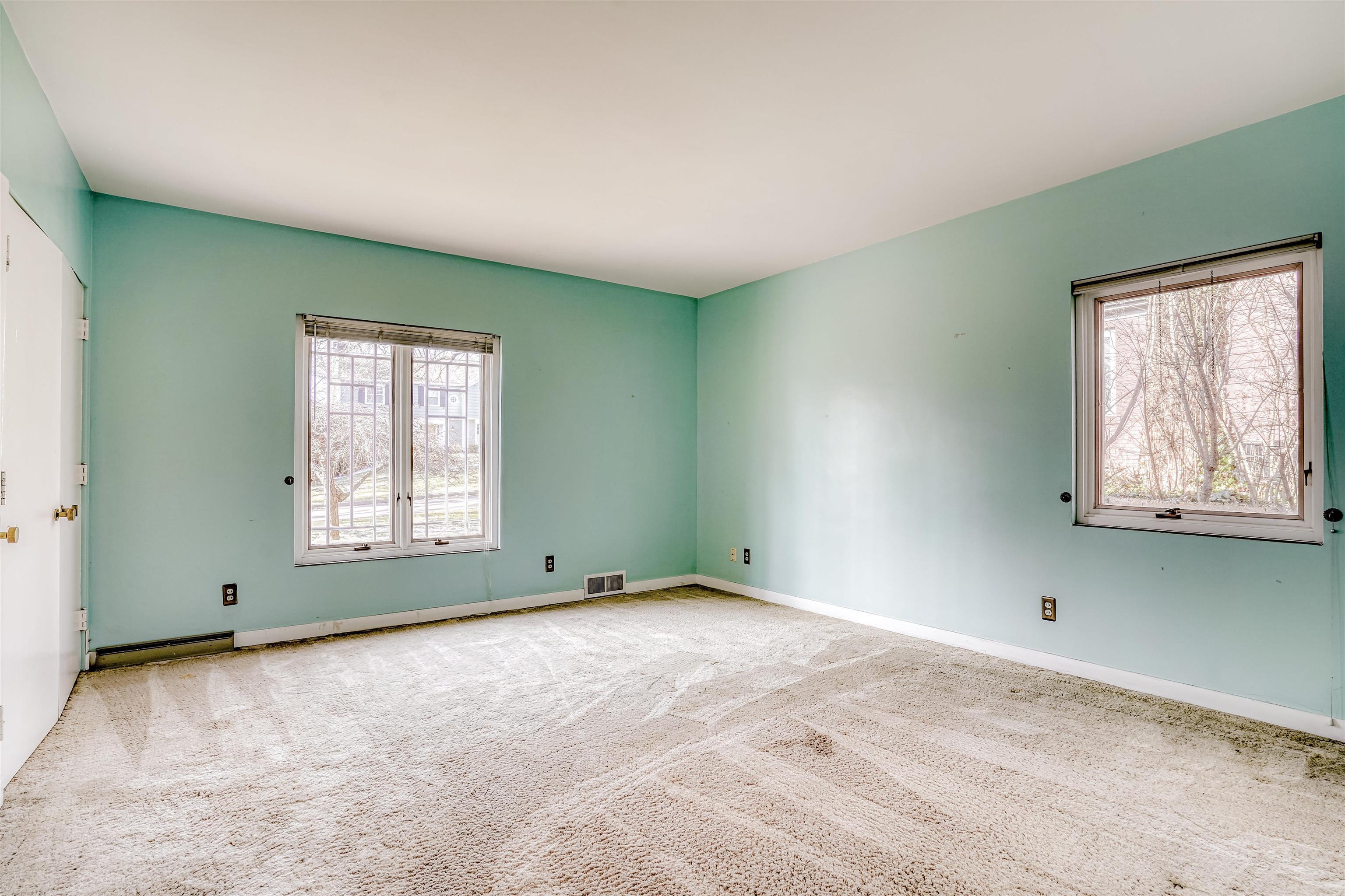 1725 Hawthorn Road Fort Wayne, IN 46802 - Photo 19 of 36