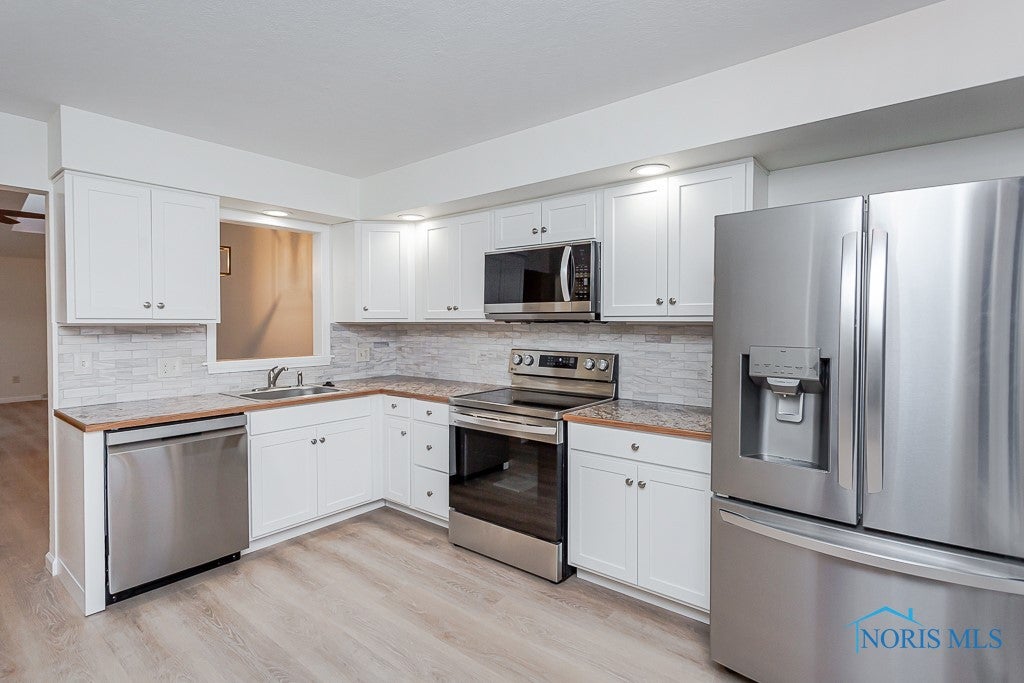 25 Boston Bay Road Perrysburg, OH 43551 - Photo 6 of 12 Gallery Image 6