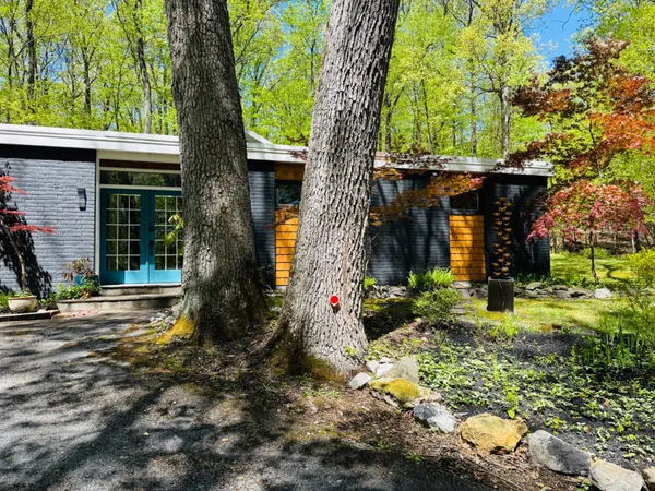 $459,900 | 4660 Oley Turnpike Road, Reading, PA 19606