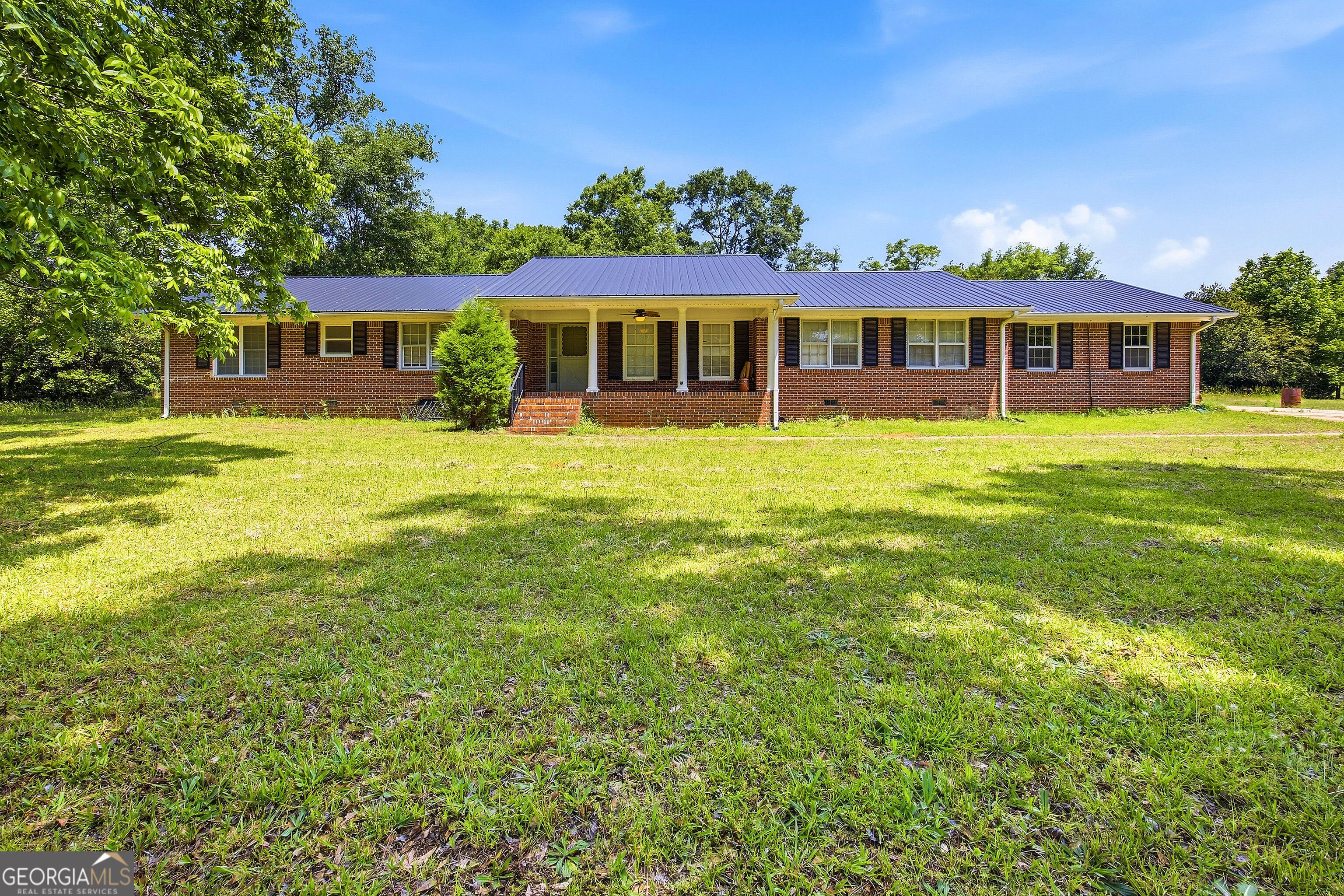1761 Highway 16 Jackson, GA 30233 - Photo 1 of 25