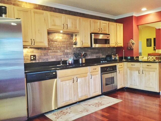 9280 Sable Ridge Circle, Unit B Boca Raton, FL 33428 - Photo 1 of 25 Beautiful Remodeled Kithen
