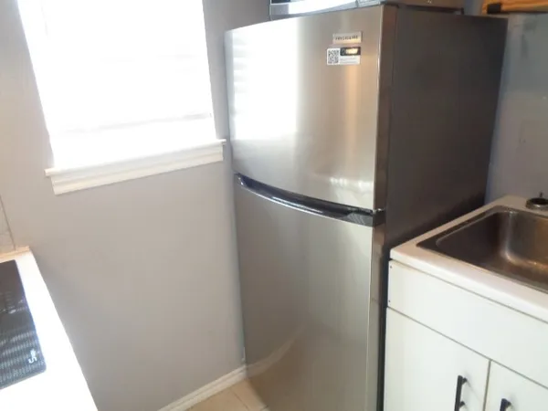 $1,395 | 2225 Mimosa Drive, Unit 6, Houston, TX 77019