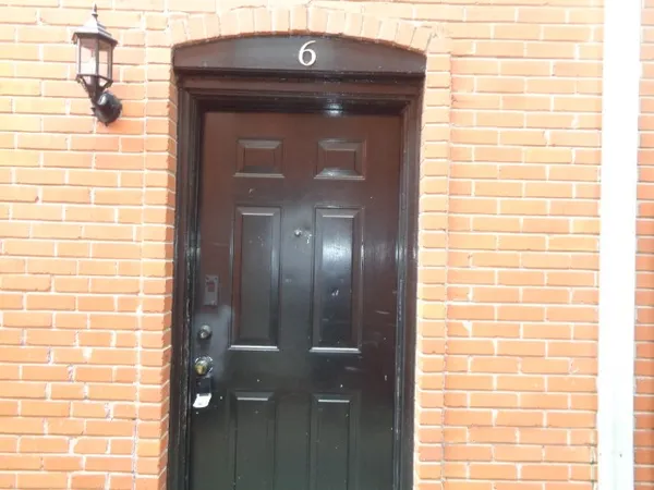 a view of entryway