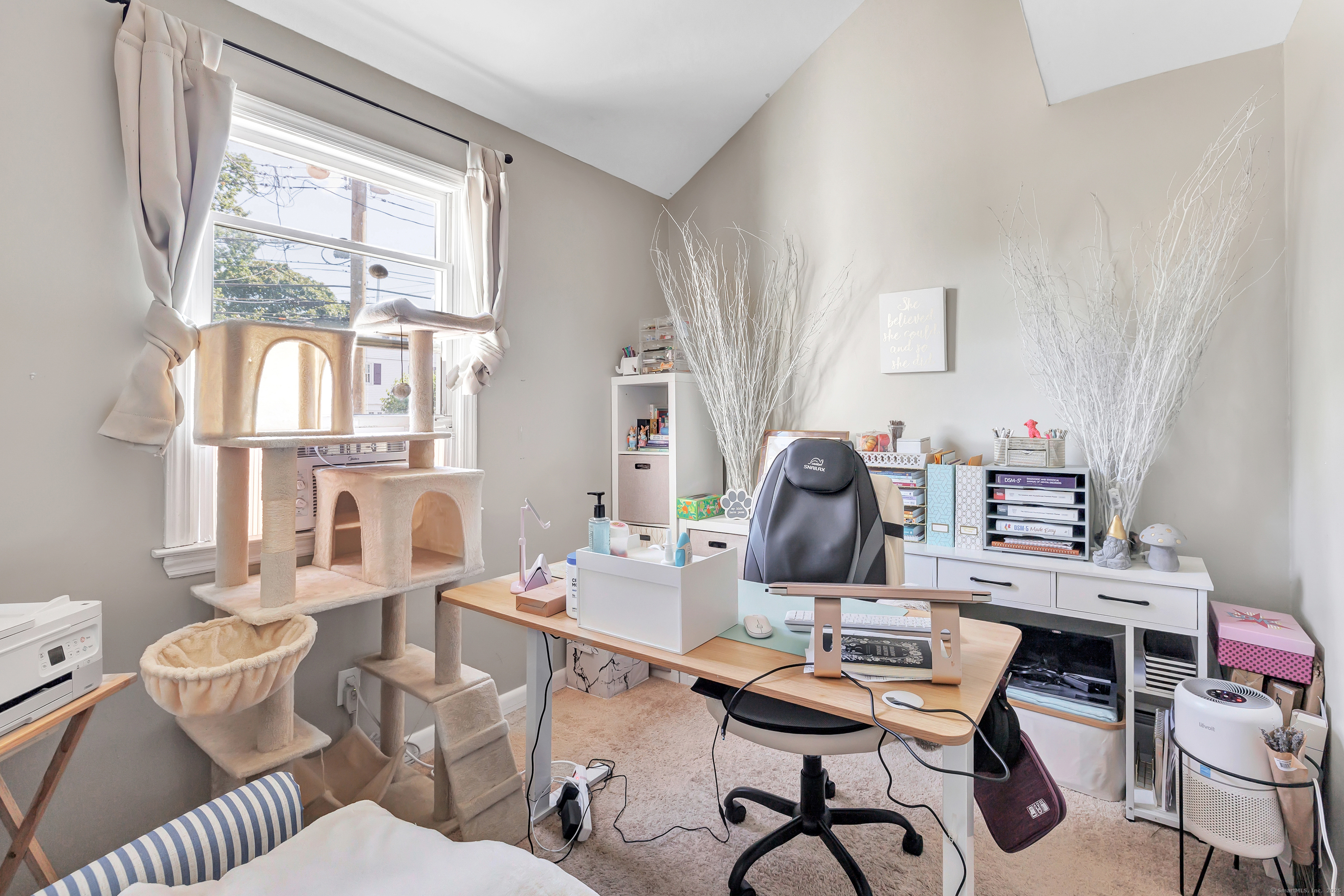 574 Thorme Street Bridgeport, CT 06606 - Photo 11 of 28