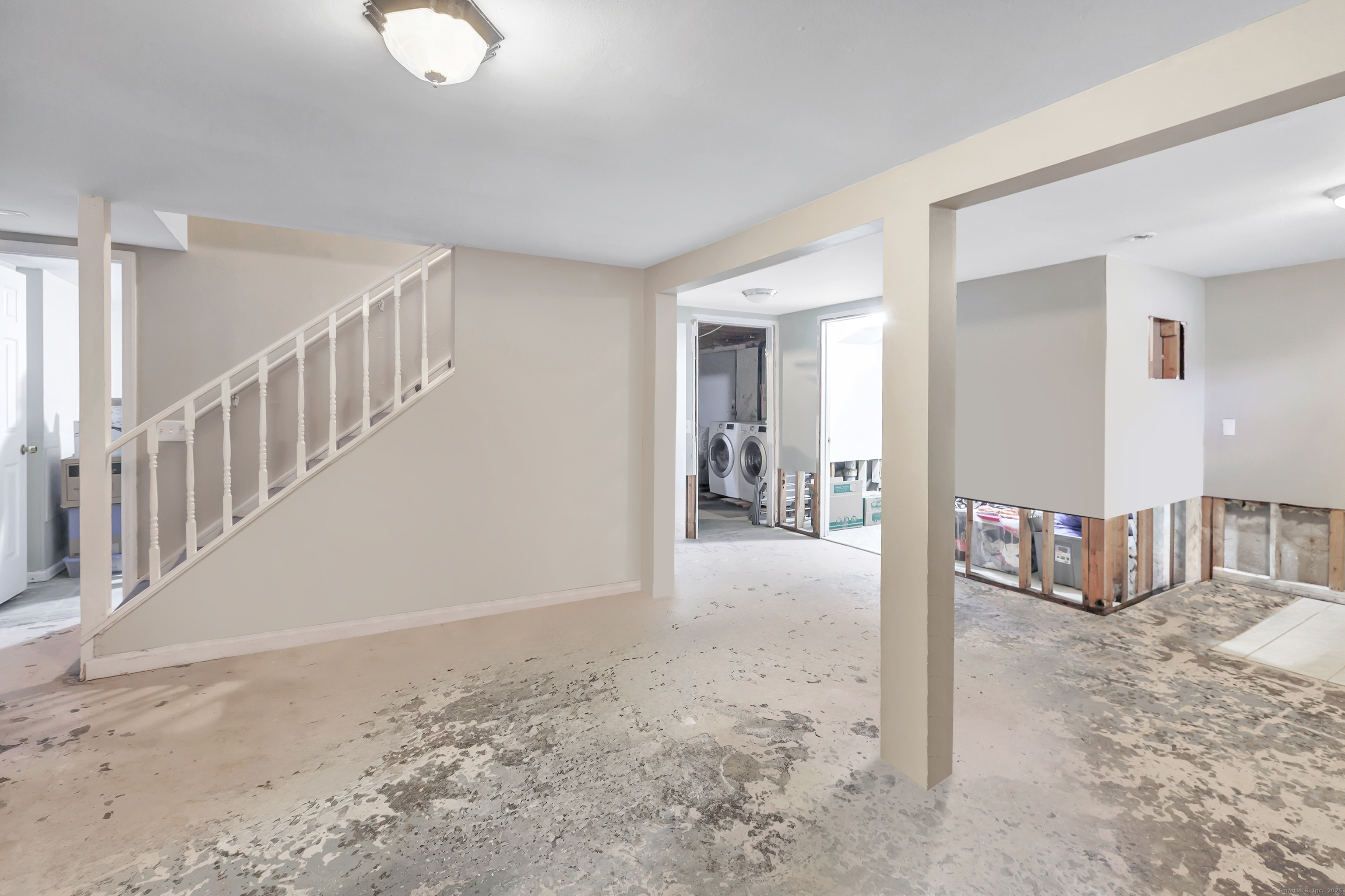 574 Thorme Street Bridgeport, CT 06606 - Photo 20 of 28