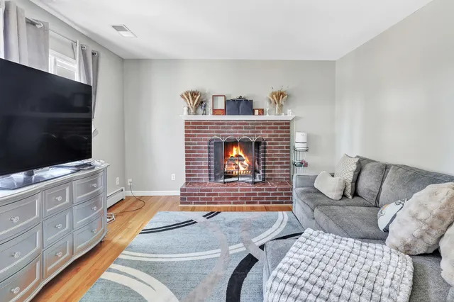 $374,900 | 574 Thorme Street, Bridgeport, CT 06606