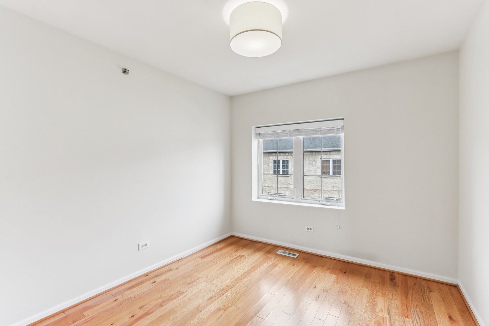 183 East River Road, Unit C5 Des Plaines, IL 60016 - Photo 22 of 35