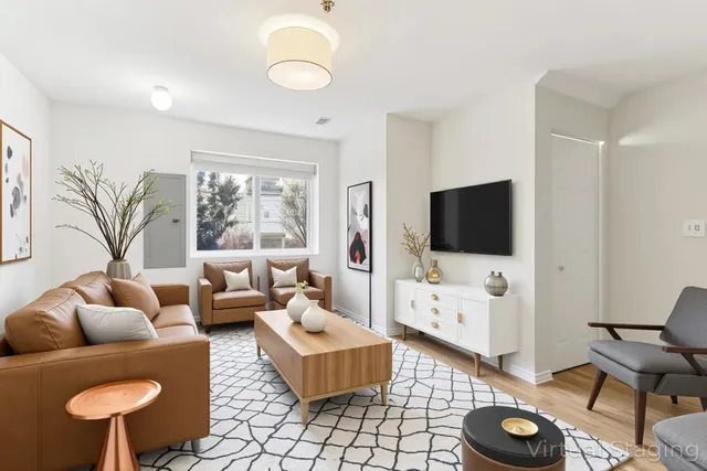 $419,900 | 183 East River Road, Unit C5, Des Plaines, IL 60016