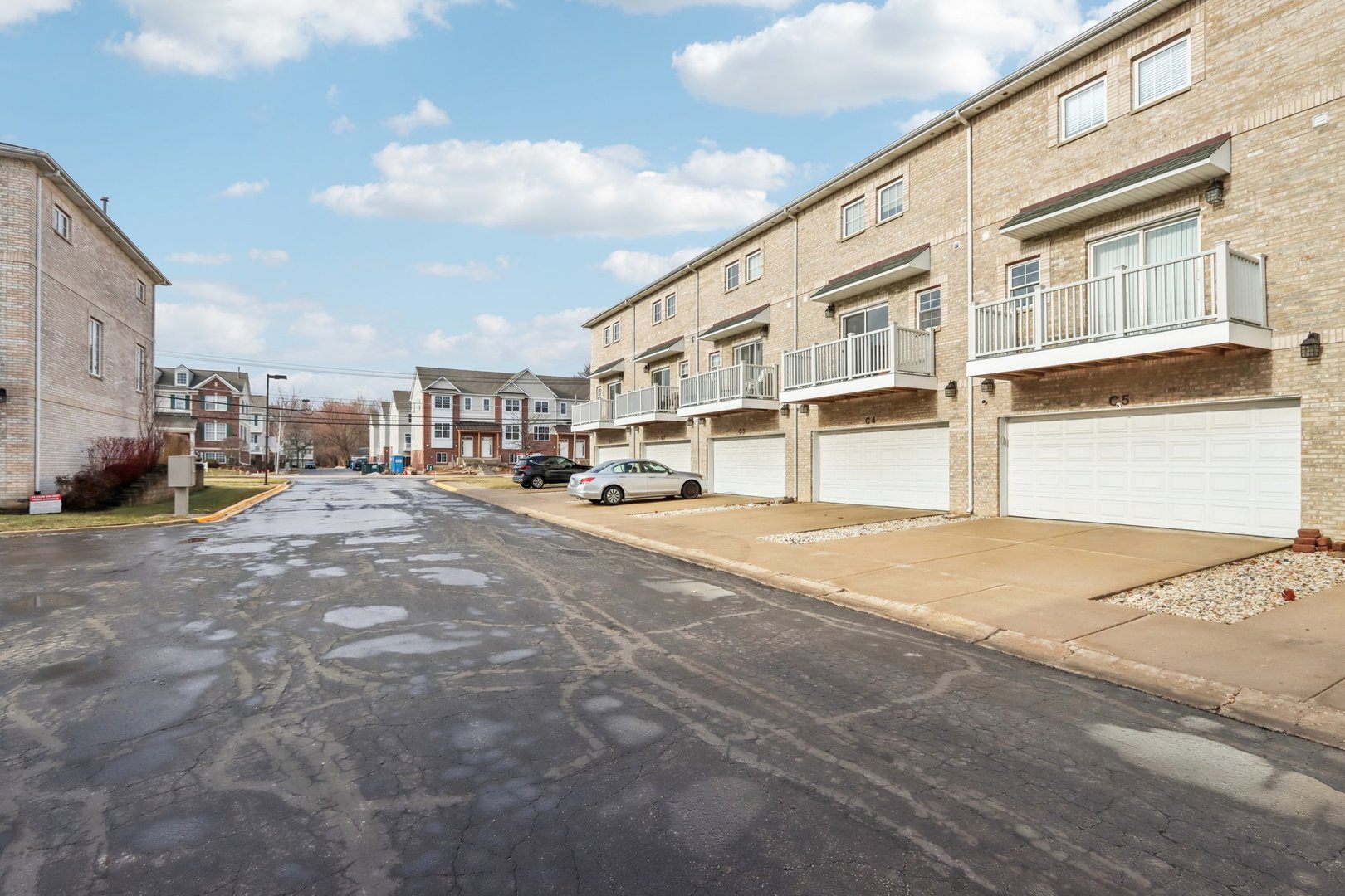 183 East River Road, Unit C5 Des Plaines, IL 60016 - Photo 34 of 35
