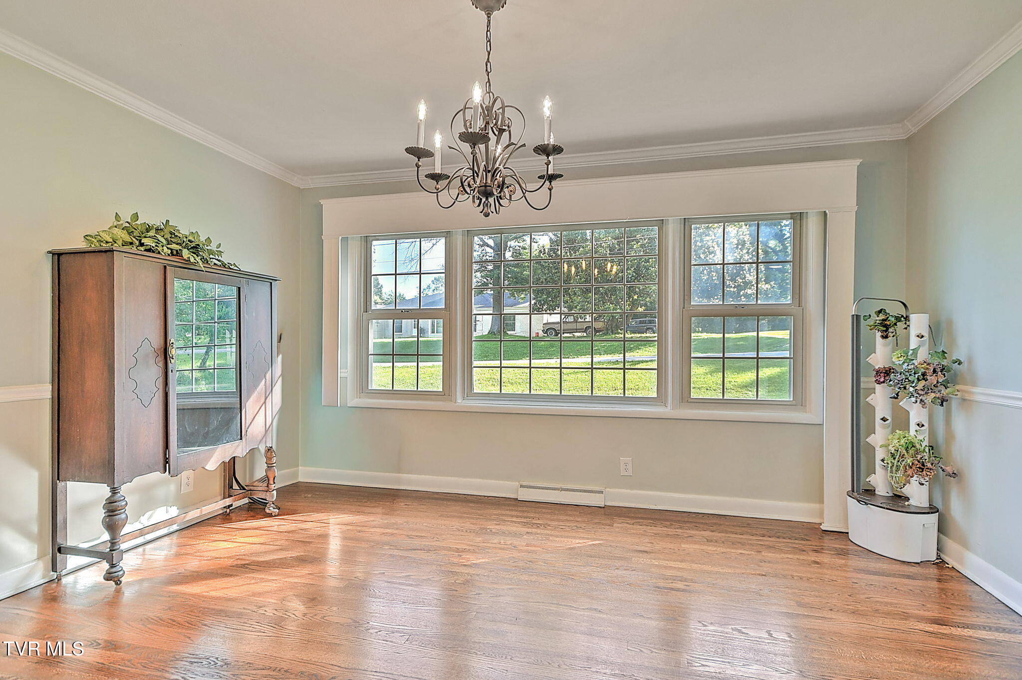 2105 Heatherly Road Kingsport, TN 37660 - Photo 5 of 67 7-web-or-mls-2105 Heatherly JC-8