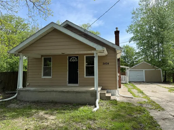 $59,900 | 2434 Thornton Avenue, Flint, MI 48504
