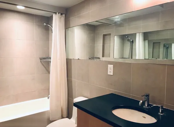 $1,800 | 1531 Packard Street, Unit 4, Ann Arbor, MI 48104