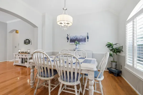 $549,500 | 119 North Acacia Park Circle, Spring, TX 77382