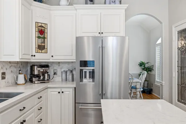 $549,500 | 119 North Acacia Park Circle, Spring, TX 77382