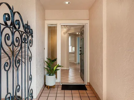 $565,000 | 5420 Eagles Point Circle, Unit 106, Sarasota, FL 34231