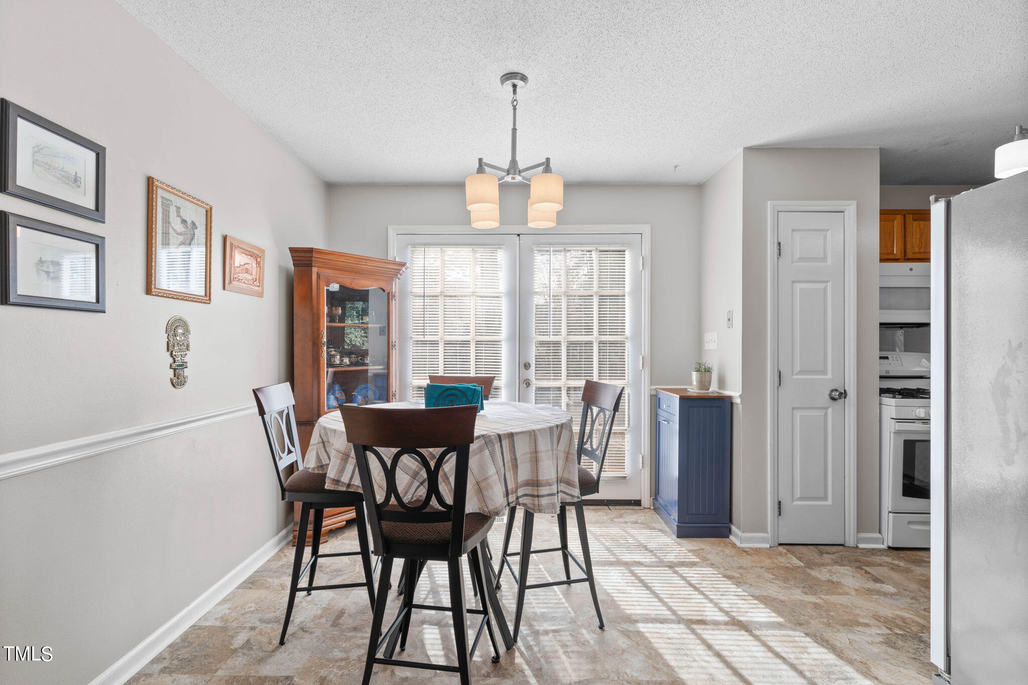 4616 Worthington Lane Raleigh, NC 27604 - Photo 9 of 25 Dining