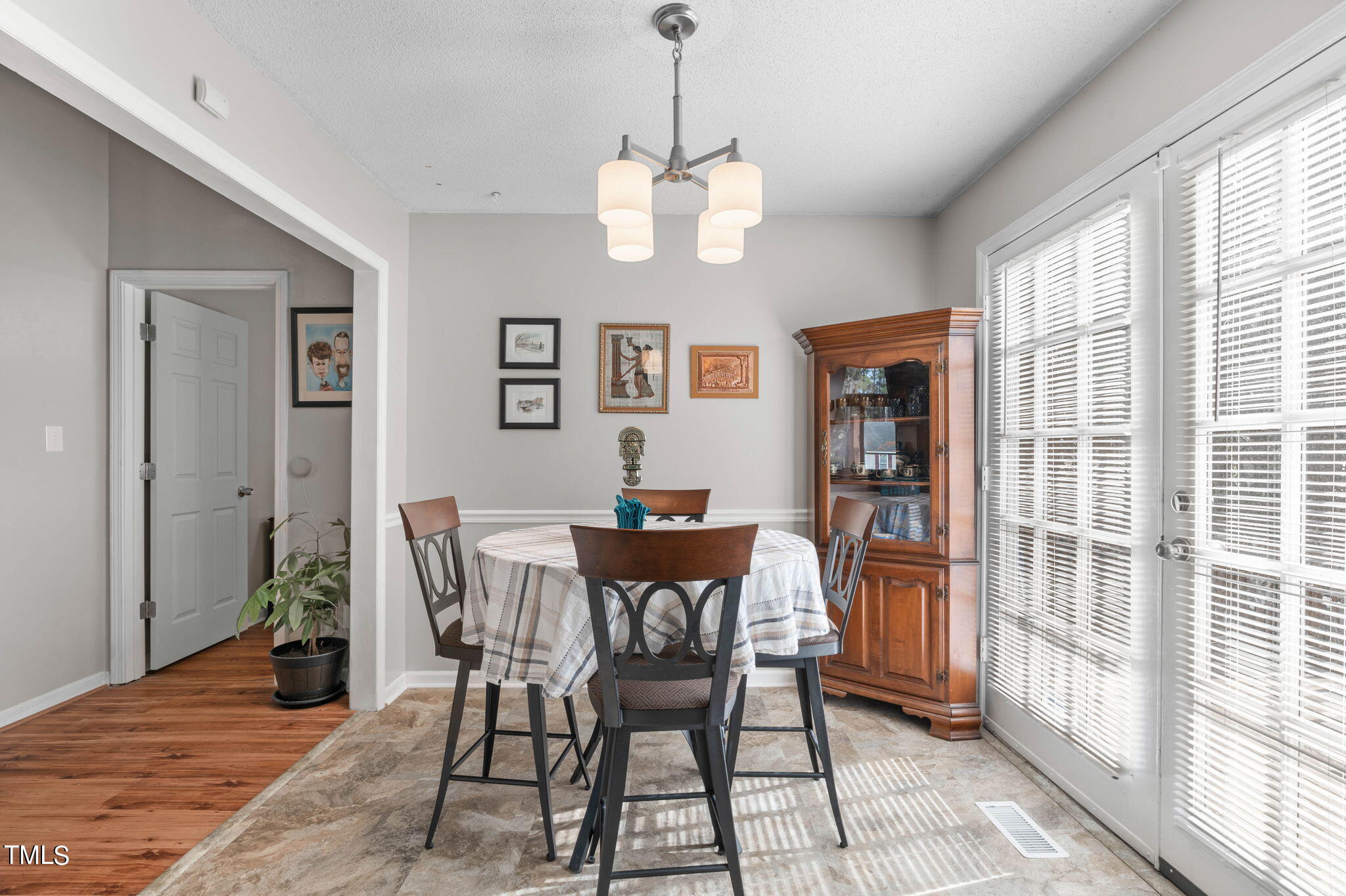 4616 Worthington Lane Raleigh, NC 27604 - Photo 10 of 25 Dining