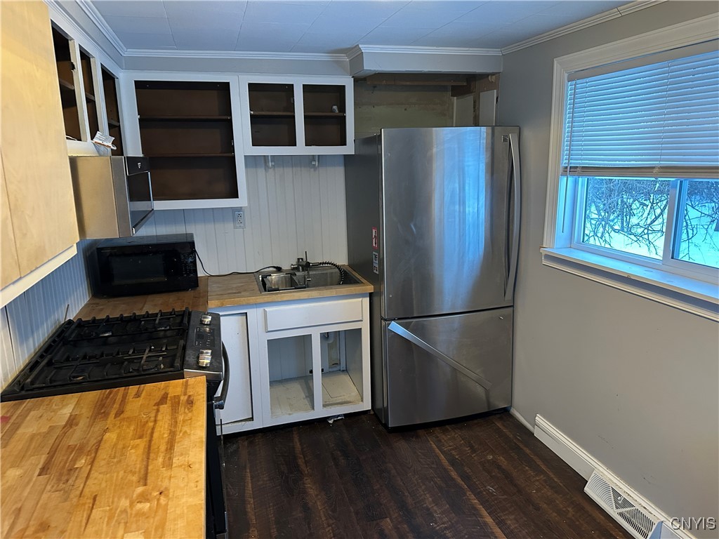 608 Grant Place Rome, NY 13440 - Photo 2 of 12