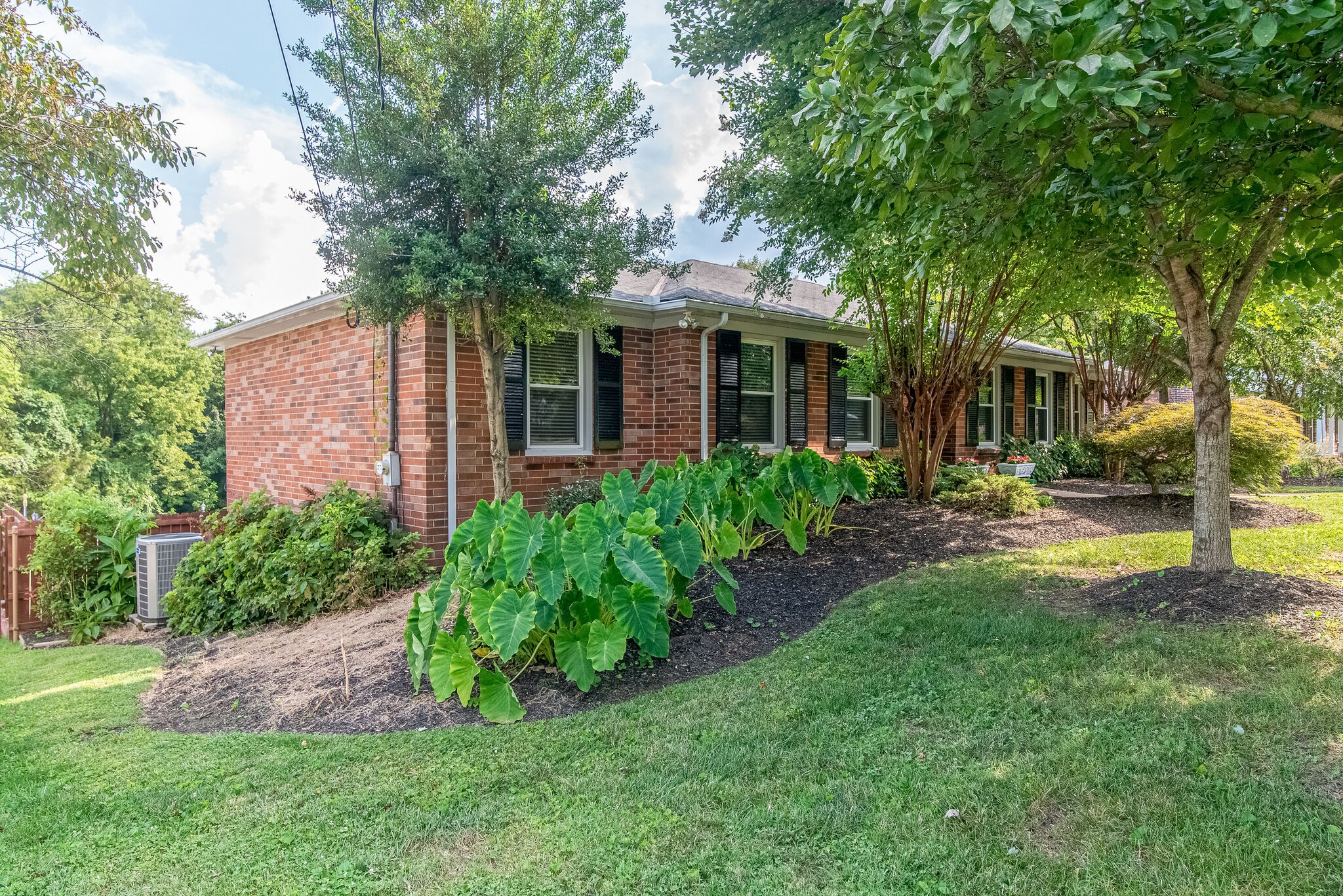 364 Green Harbor Road Old Hickory, TN 37138 - Photo 7 of 42 Gallery Image 7