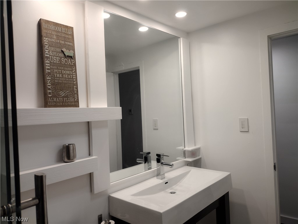 3583 Atherstone Road Cleveland, OH 44121 - Photo 12 of 33 Gallery Image 12