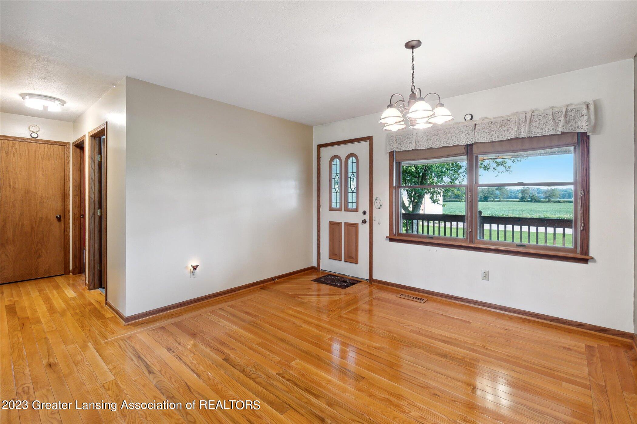 201 North Chester Road Charlotte, MI 48813 - Photo 10 of 49 10-201-N-Chester-Rd-Charlotte-MI-48813-W