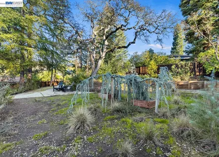 $2,698,000 | 2530 Roundhill Drive, Alamo, CA 94507