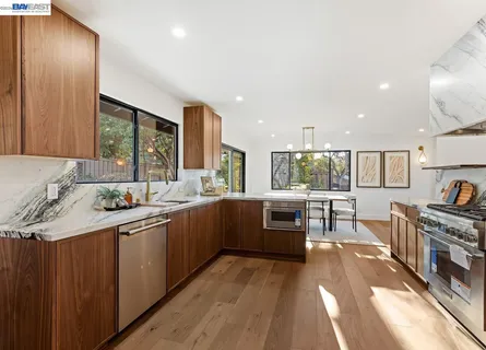 $2,698,000 | 2530 Roundhill Drive, Alamo, CA 94507