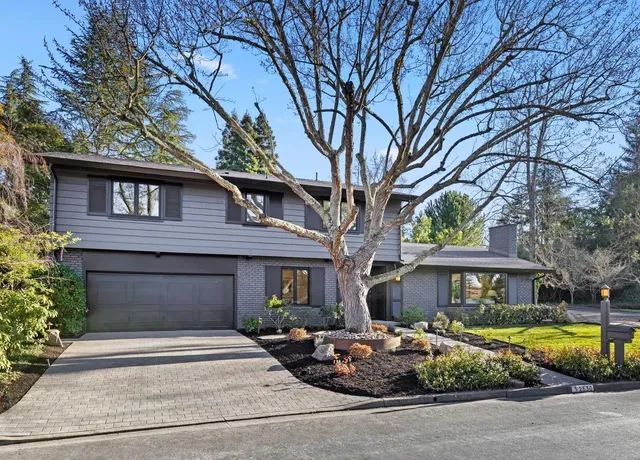 $2,698,000 | 2530 Roundhill Drive, Alamo, CA 94507