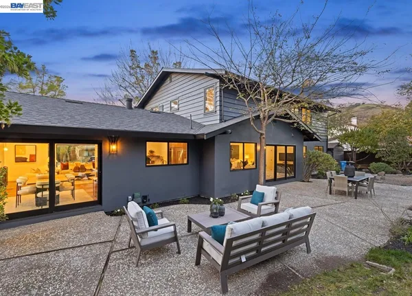 $2,698,000 | 2530 Roundhill Drive, Alamo, CA 94507