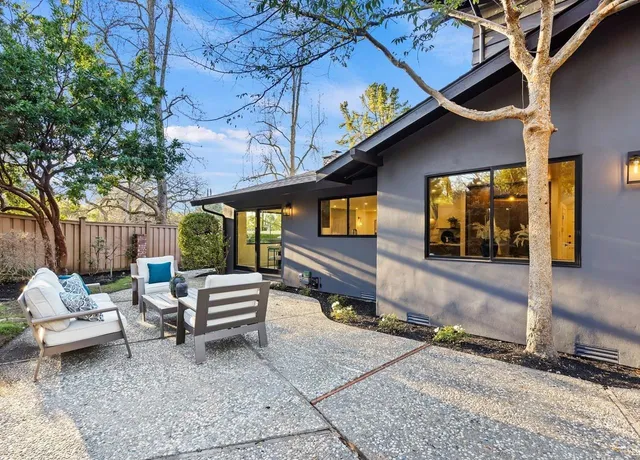 $2,698,000 | 2530 Roundhill Drive, Alamo, CA 94507